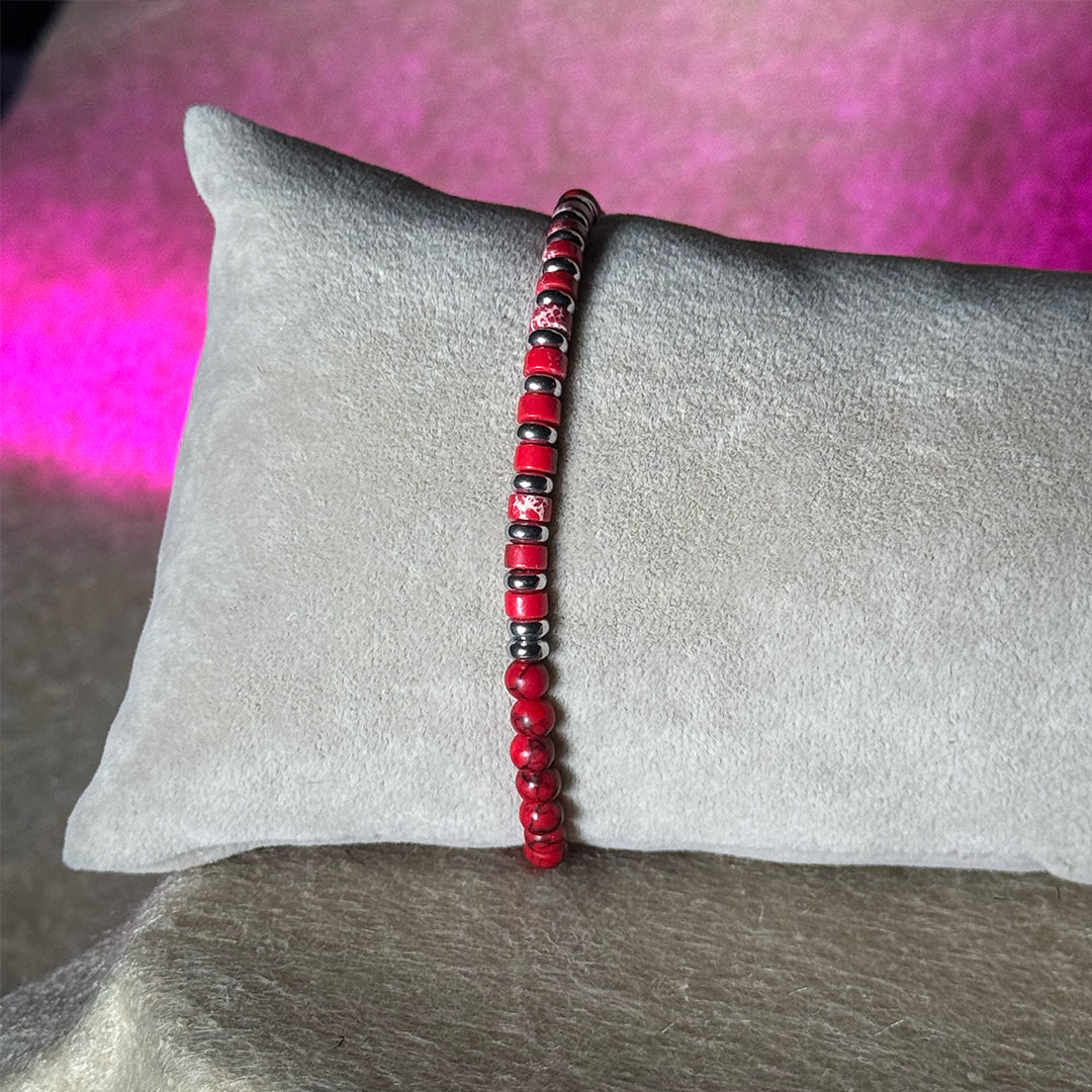 Gemour Crimson Harmony – Kırmızı Jasper & Metal Detaylı Doğal Taş Bileklik